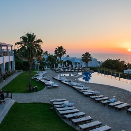 Theo Sunset Bay Hotel Kissonerga Ngoại thất bức ảnh