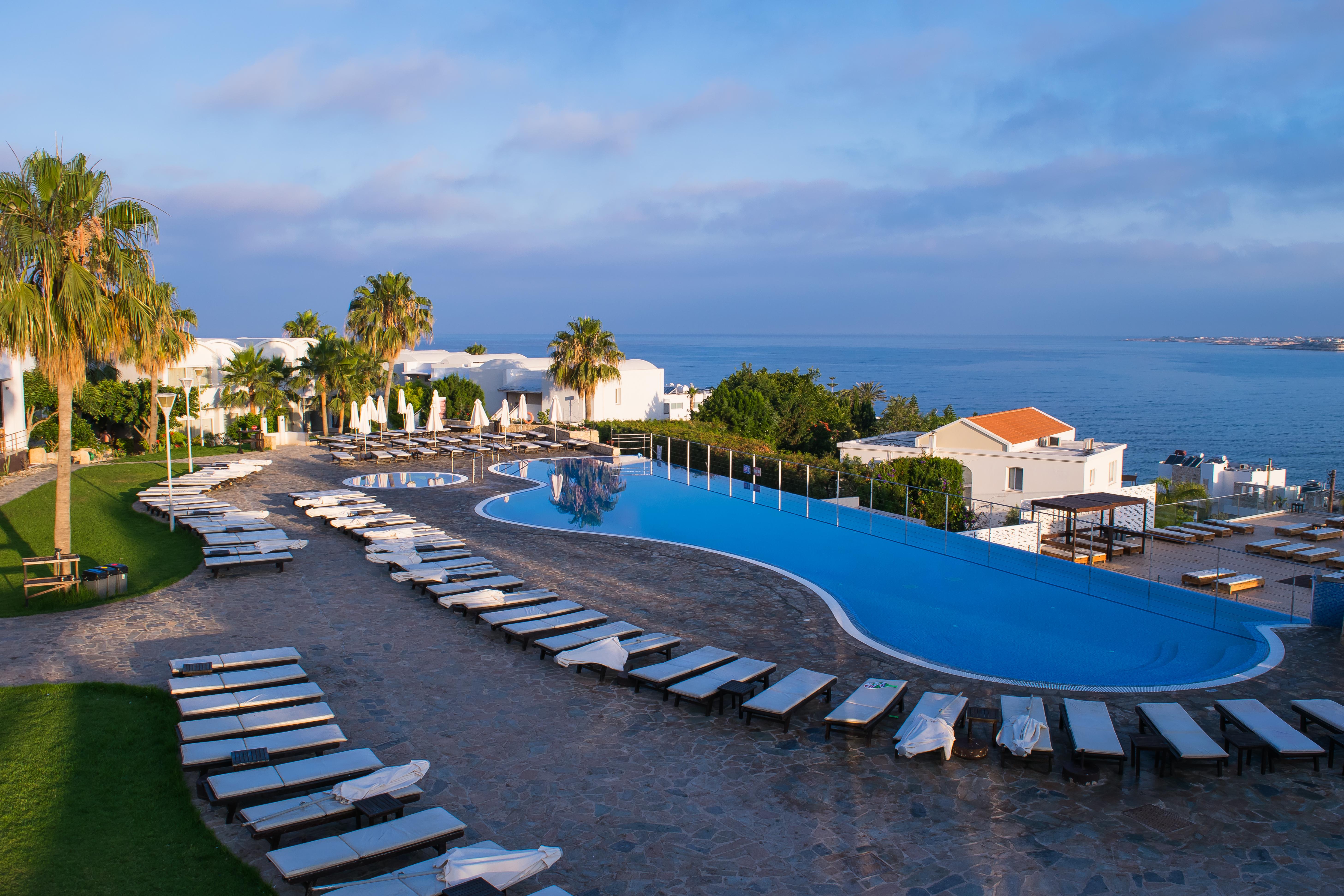 Theo Sunset Bay Hotel Kissonerga Ngoại thất bức ảnh