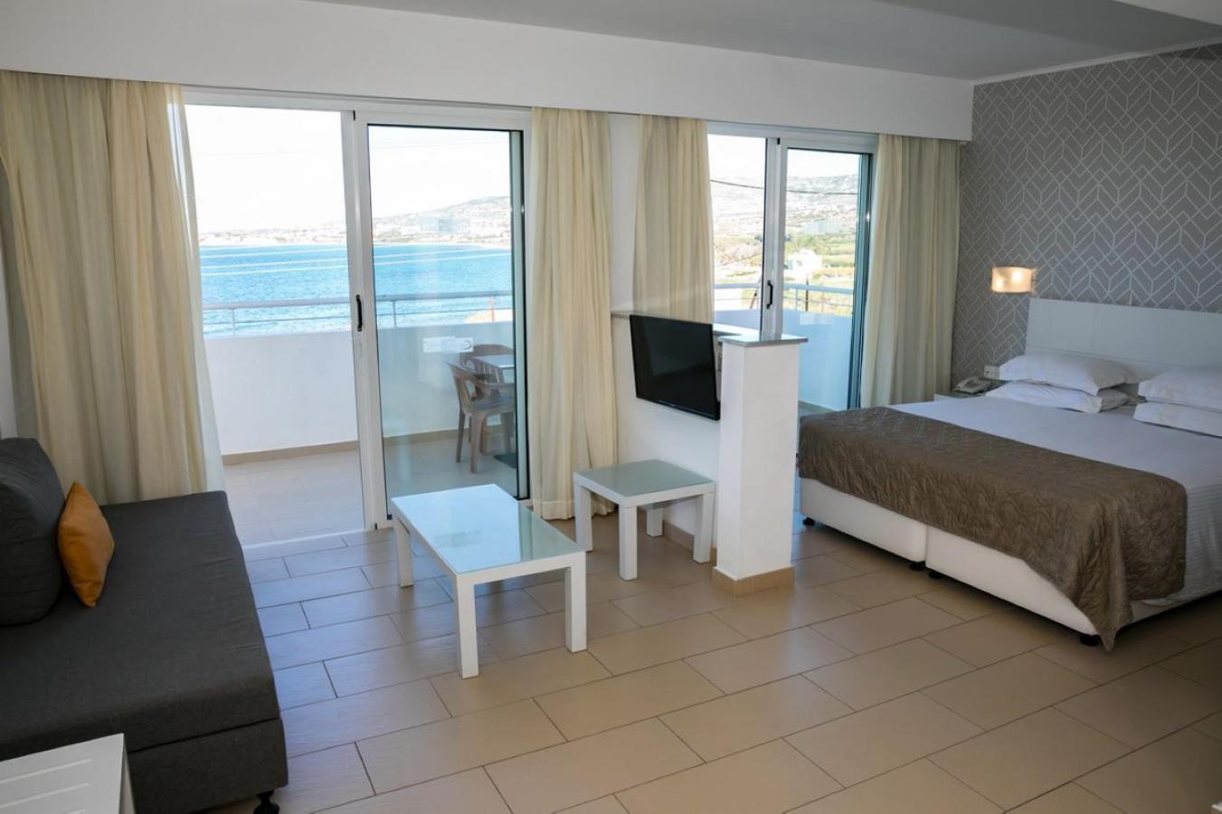Theo Sunset Bay Hotel Kissonerga Ngoại thất bức ảnh