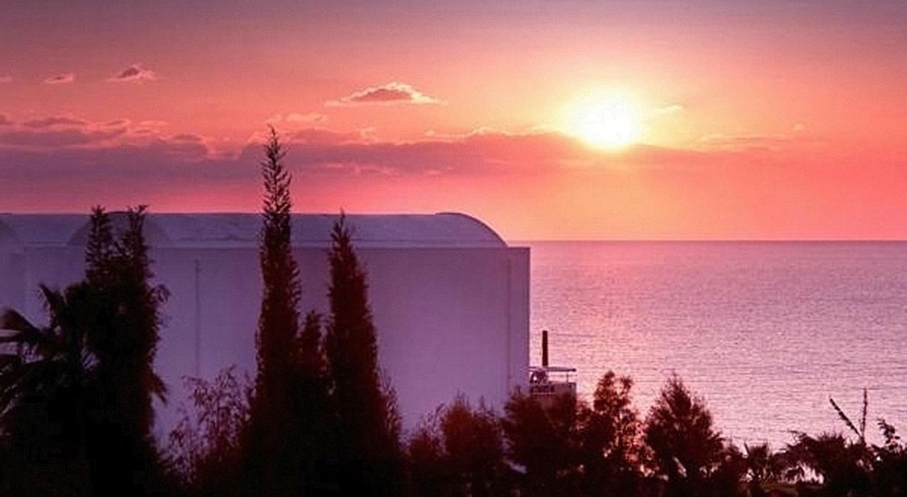 Theo Sunset Bay Hotel Kissonerga Ngoại thất bức ảnh