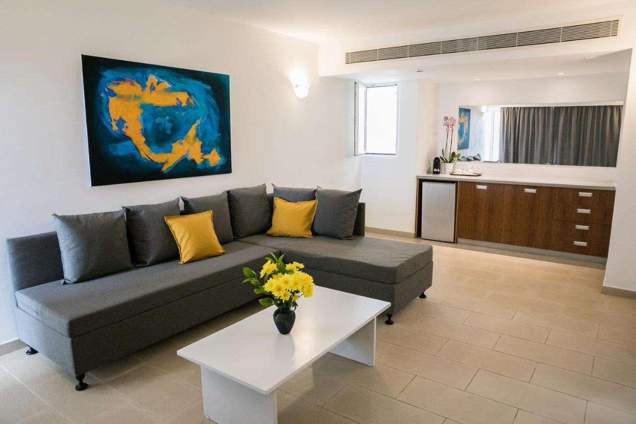 Theo Sunset Bay Hotel Kissonerga Ngoại thất bức ảnh