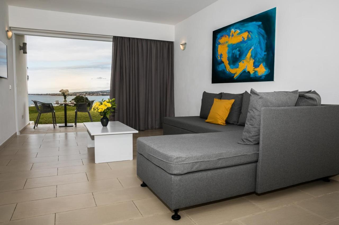 Theo Sunset Bay Hotel Kissonerga Ngoại thất bức ảnh
